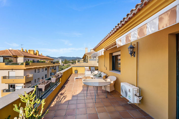 Image No.18-3 Bed Apartment for sale