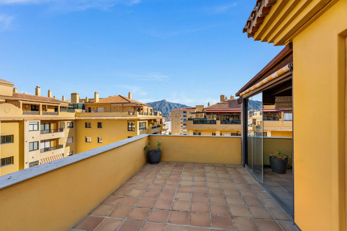 Image No.22-3 Bed Apartment for sale