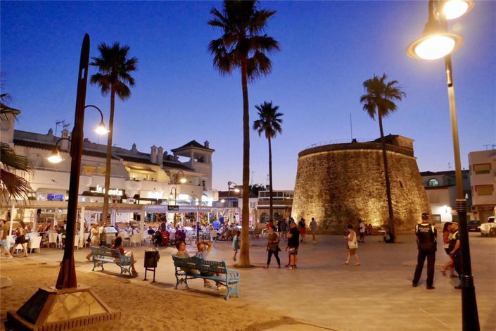 Image No.29-4 Bed Townhouse for sale