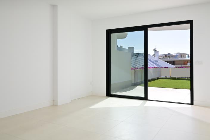 Image No.7-3 Bed Apartment for sale