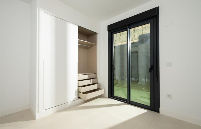 Image No.8-3 Bed Apartment for sale