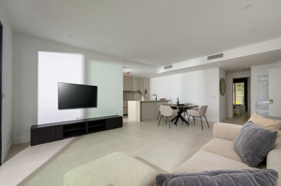 2-5bd7b9d04b45e33852eaf0ec6670150d