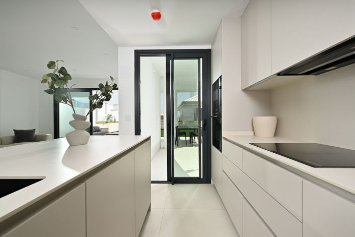 Image No.8-3 Bed Apartment for sale