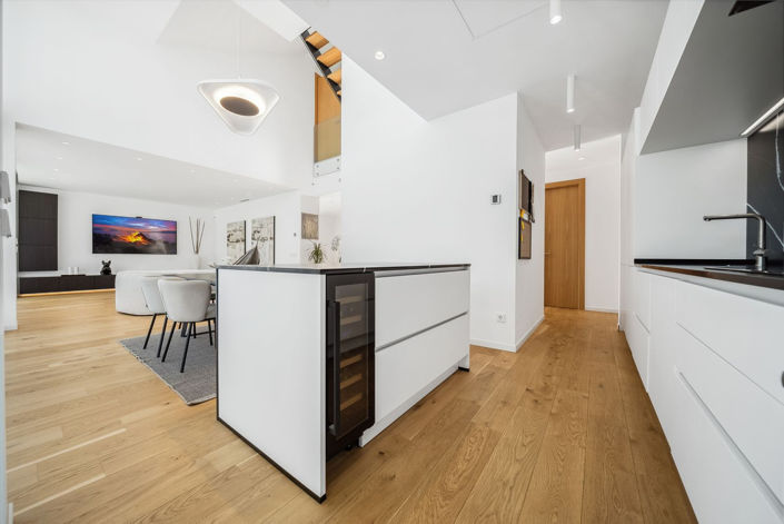 Image No.15-4 Bed Villa for sale