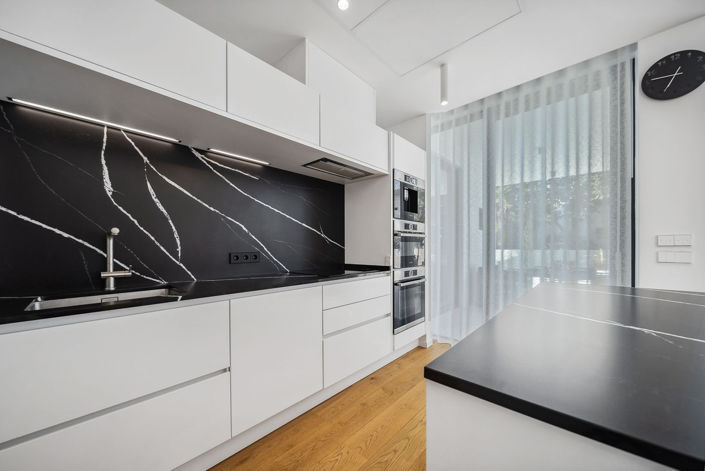 Image No.18-4 Bed Villa for sale