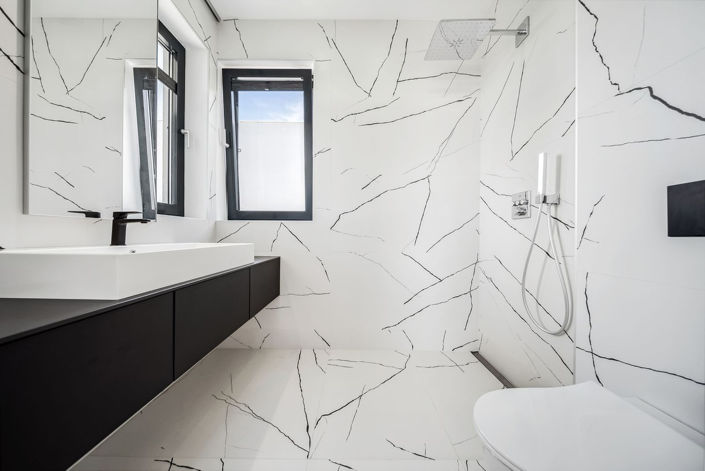 Image No.26-4 Bed Villa for sale