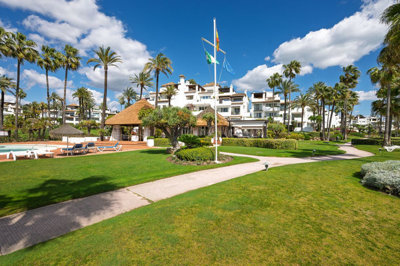 8-e64a9055bba3e77ac8aca3b893cdf826