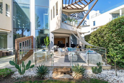 3 Bed Townhouse for sale