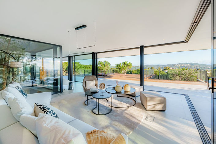 Image No.5-5 Bed Villa for sale