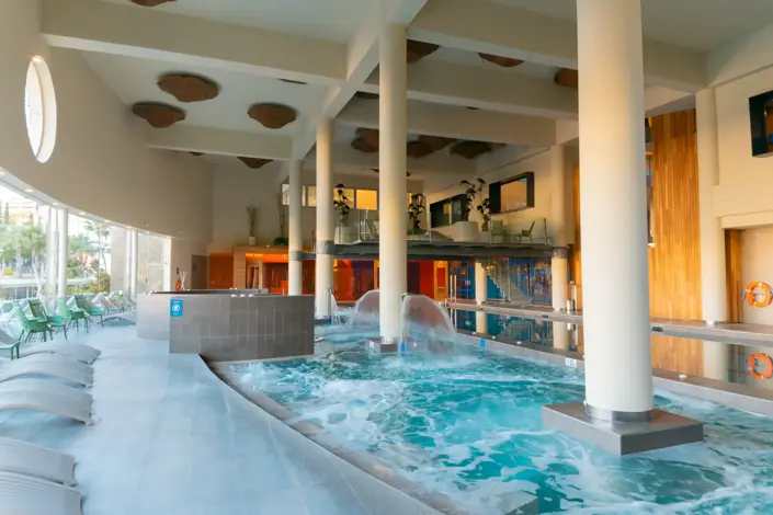 Image No.21-3 Bed Apartment for sale