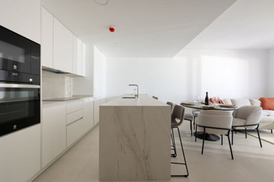 8-e64a9055bba3e77ac8aca3b893cdf826