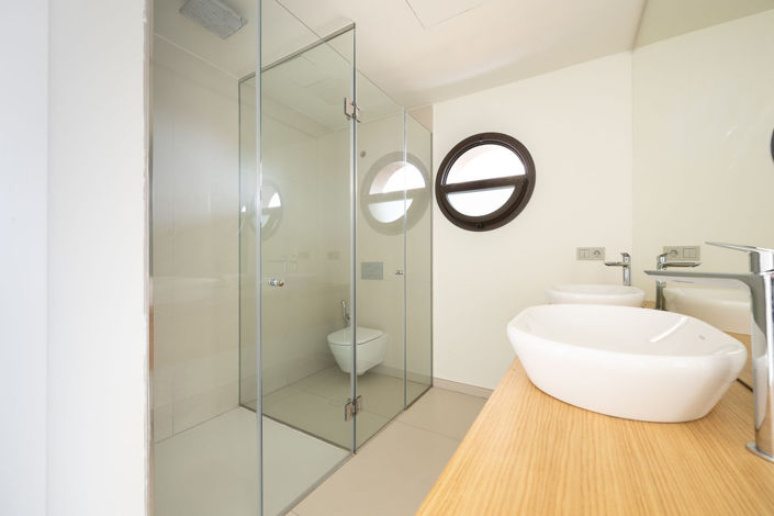 Image No.12-3 Bed Apartment for sale