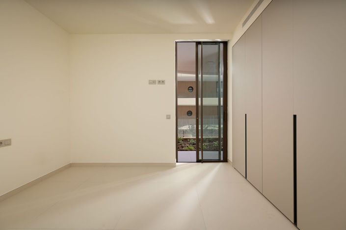 Image No.9-3 Bed Apartment for sale