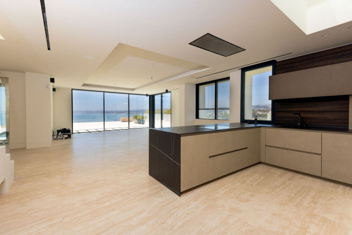 Image No.10-3 Bed Apartment for sale