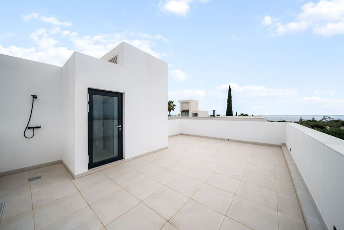 Image No.13-6 Bed Villa for sale