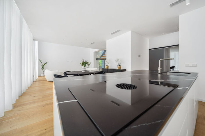 Image No.19-6 Bed Villa for sale