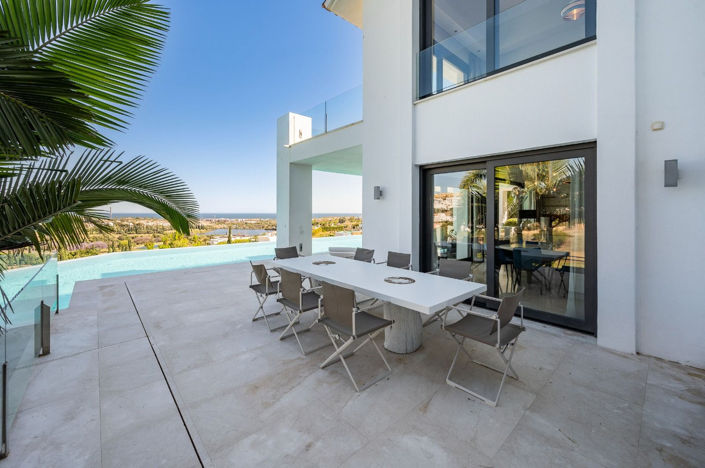 Image No.21-6 Bed Villa for sale