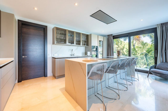 Image No.22-6 Bed Villa for sale