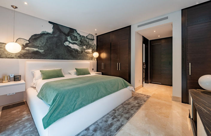 Image No.29-6 Bed Villa for sale