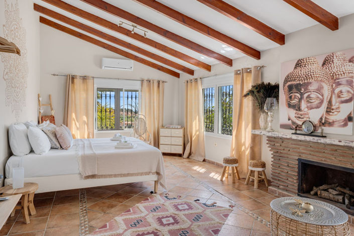 Image No.23-6 Bed Villa for sale