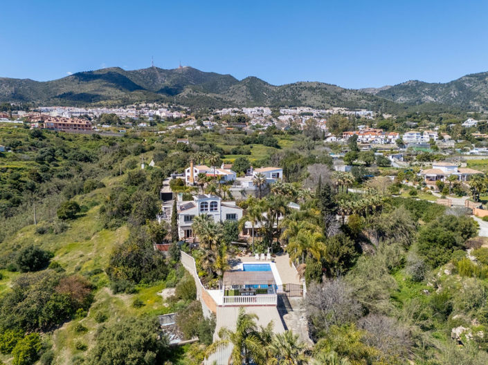 Image No.3-6 Bed Villa for sale