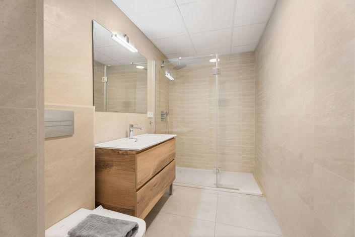 Image No.18-3 Bed Apartment for sale