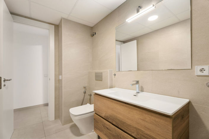 Image No.19-3 Bed Apartment for sale