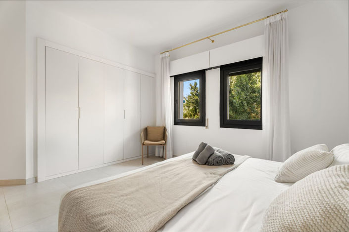 Image No.23-3 Bed Apartment for sale