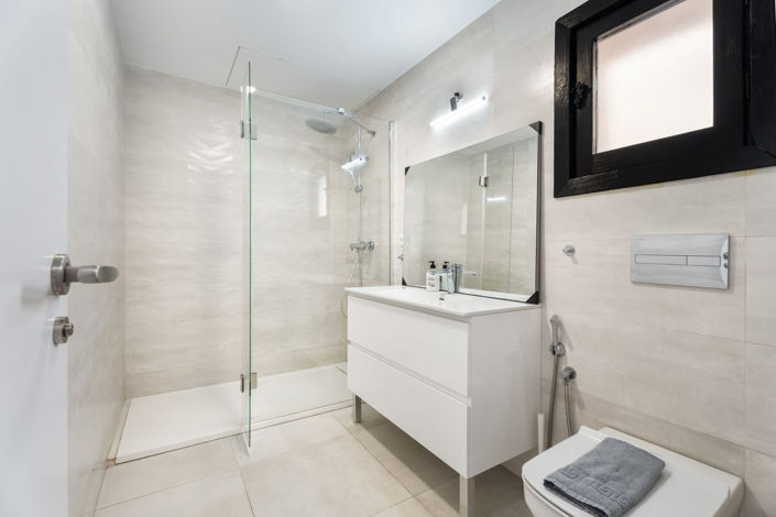 Image No.25-3 Bed Apartment for sale