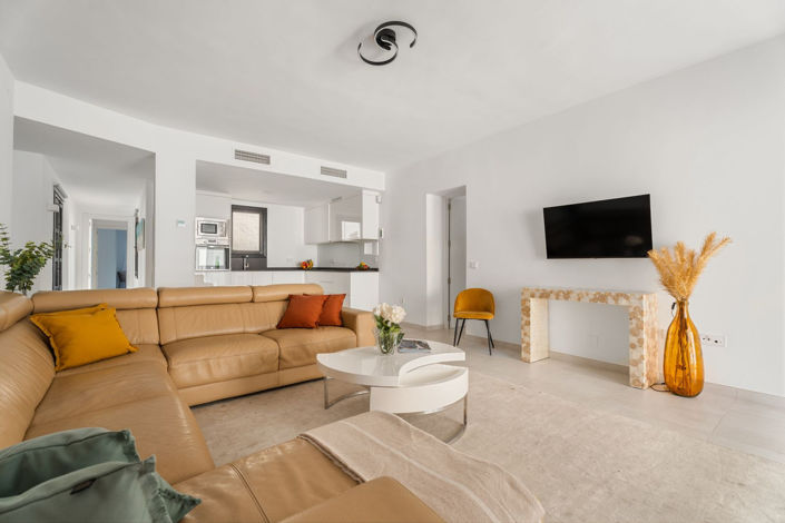 Image No.8-3 Bed Apartment for sale