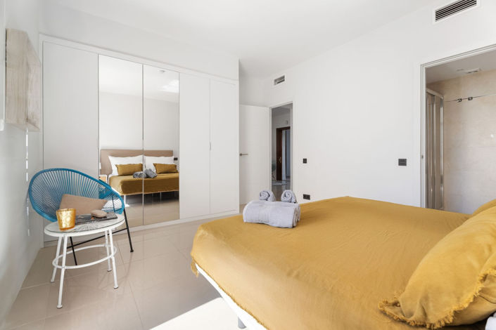 Image No.26-3 Bed Apartment for sale