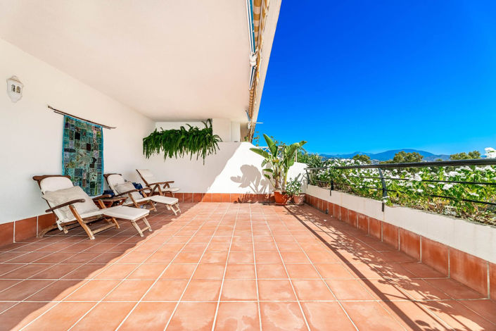 Image No.22-3 Bed Apartment for sale