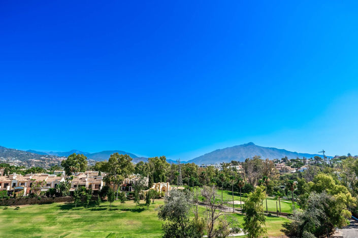 Image No.26-3 Bed Apartment for sale