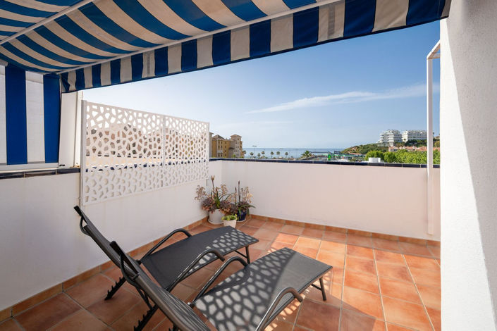 Image No.24-4 Bed Townhouse for sale