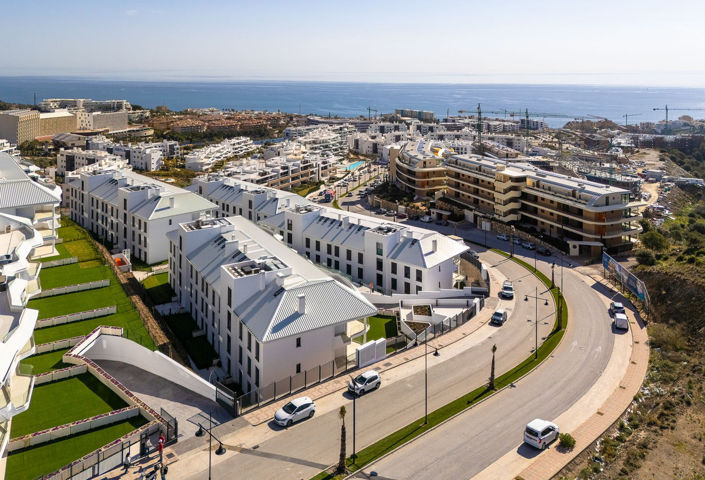 Image No.20-3 Bed Apartment for sale