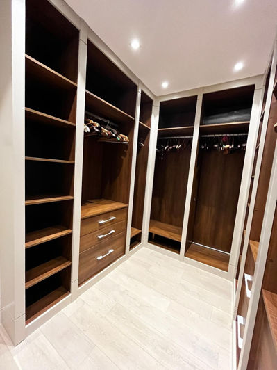 Image No.13-5 Bed Apartment for sale