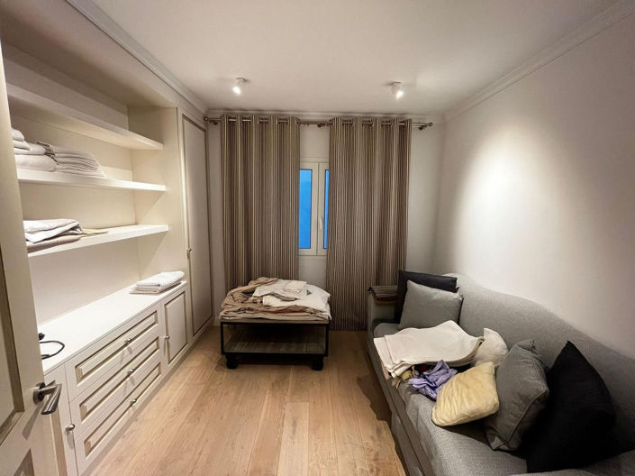 Image No.21-5 Bed Apartment for sale