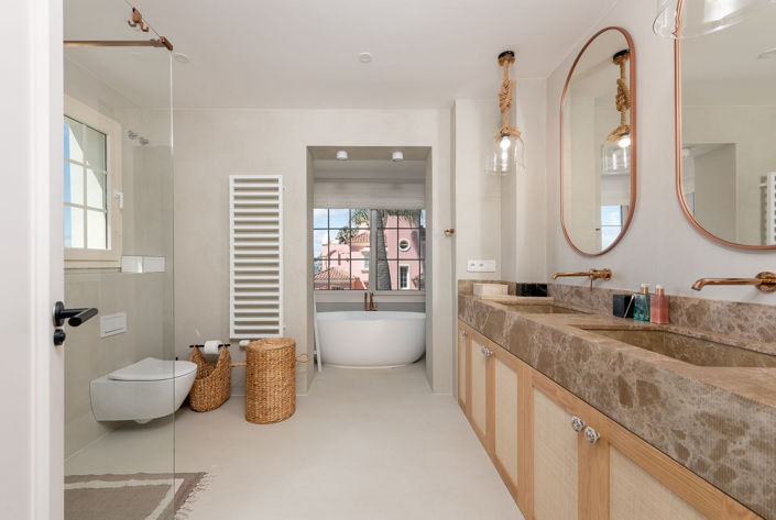 Image No.22-6 Bed Villa for sale