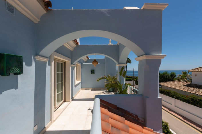 Image No.30-6 Bed Villa for sale