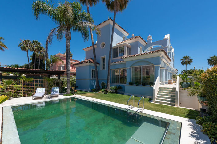 Image No.5-6 Bed Villa for sale