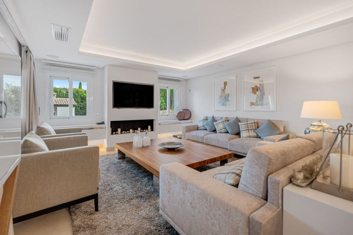 Image No.26-6 Bed Villa for sale