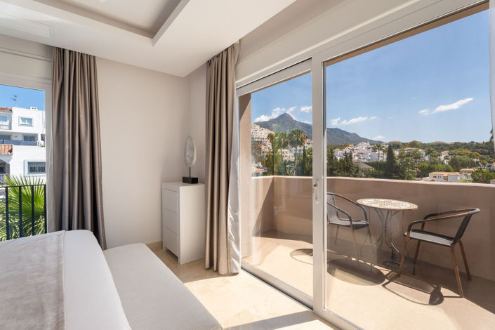Image No.30-6 Bed Villa for sale