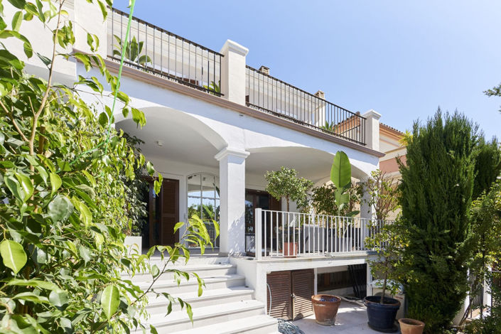 Image No.12-6 Bed Villa for sale
