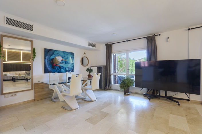 Image No.17-6 Bed Villa for sale
