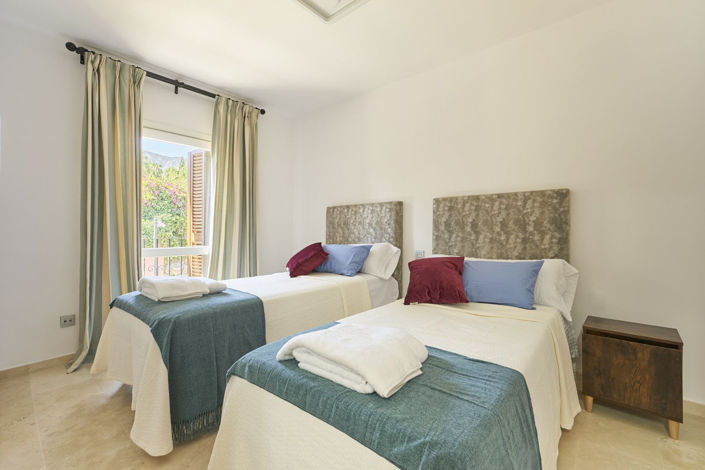 Image No.29-6 Bed Villa for sale