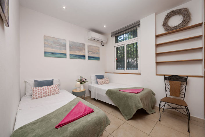 Image No.12-3 Bed Apartment for sale