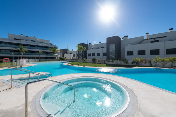 Image No.23-3 Bed Apartment for sale