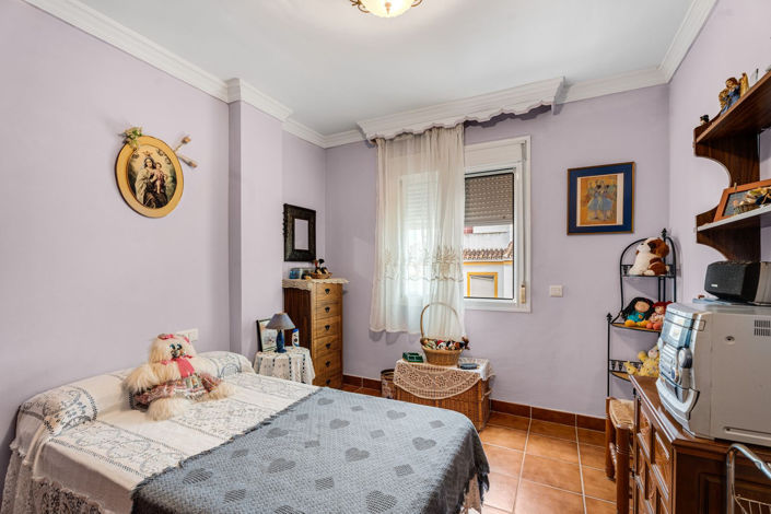 Image No.18-7 Bed Villa for sale