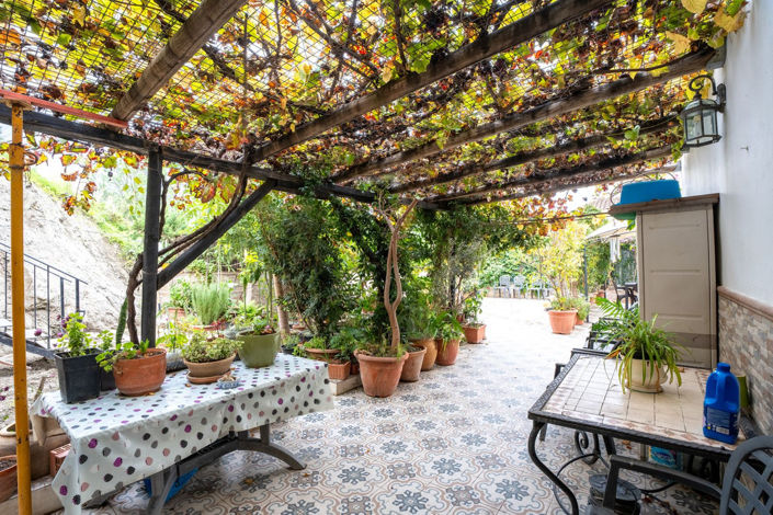 Image No.4-7 Bed Villa for sale