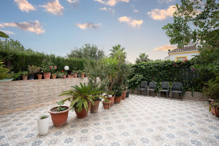 Image No.5-7 Bed Villa for sale